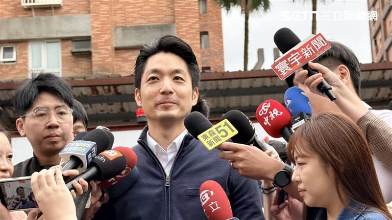 國慶驚見生生喝鮮乳專區　網紅酸爆蔣萬安