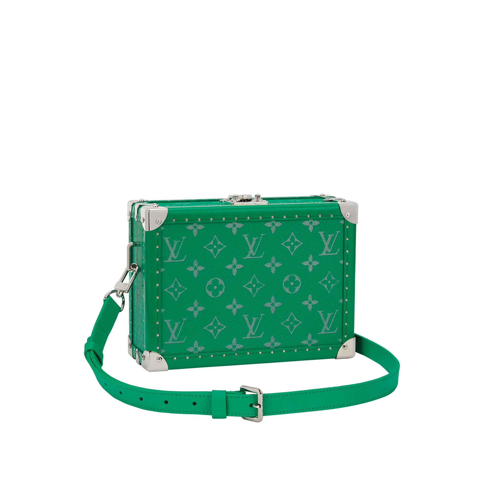 LV Clutch Box硬箱肩背包,算是相對好入手的相關產品,NT$282,000。(LV提供)