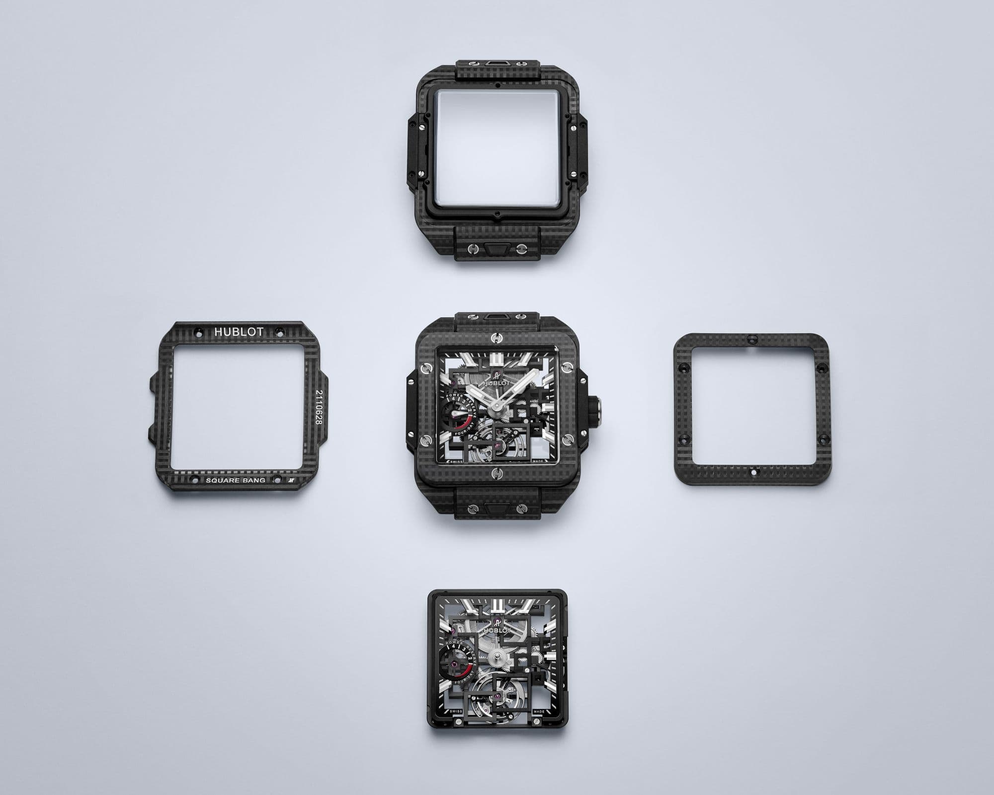 沒有弧線、沒有妥協，以90度勾勒出的結構秩序，讓HUBLOT「 Square Bang陀飛輪四日動力儲存腕錶」建構出「全直角」的造型語彙。