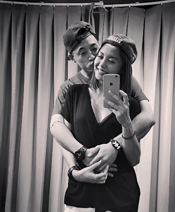 蔣友青和周玟君交往8年後結婚,至今已7年,愛情歷時15年之久。(翻攝自WENG JU IG)