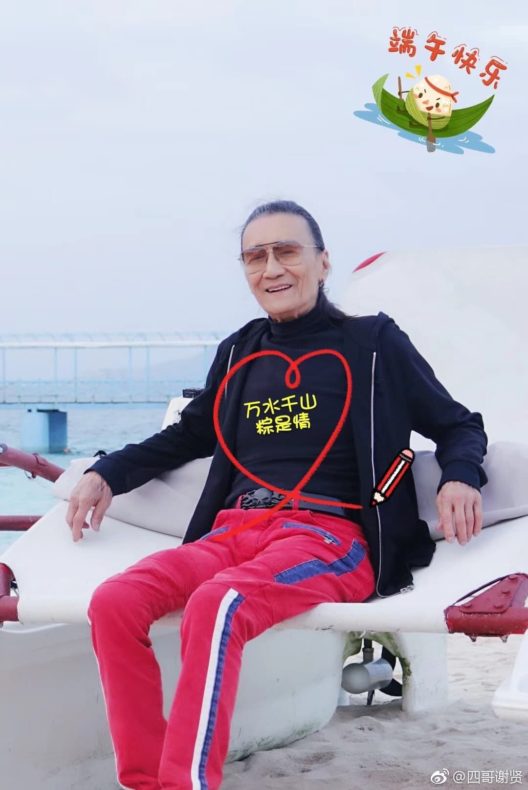 謝賢與小49歲上海女子Coco的戀情曾是香港娛樂圈熱門話題之一,最終謝賢以不願耽誤對方主動分手。(翻攝謝賢微博)
