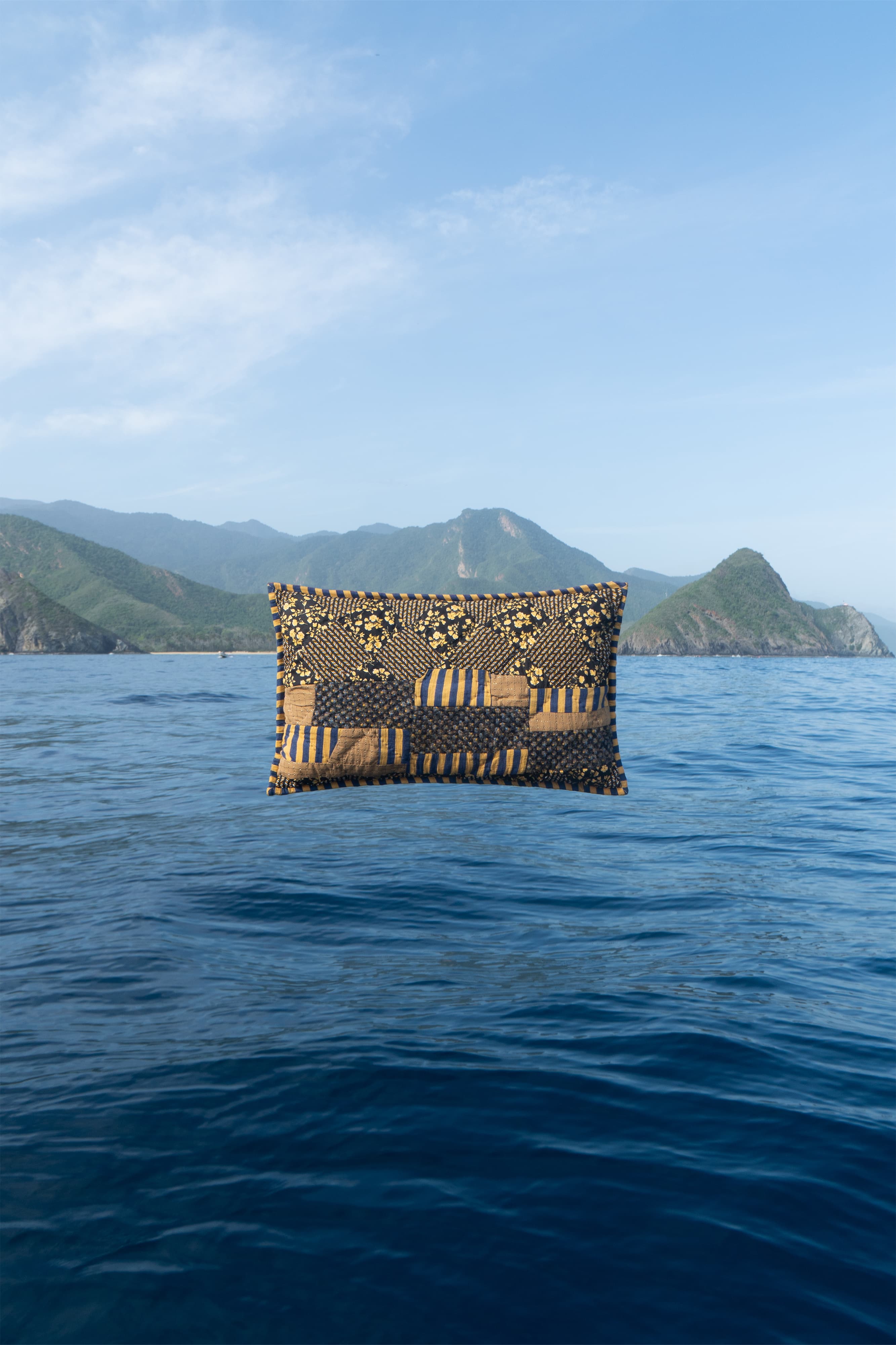 A.P.C.Quilts第25回GIOTTO拼布靠墊。NT$9,000