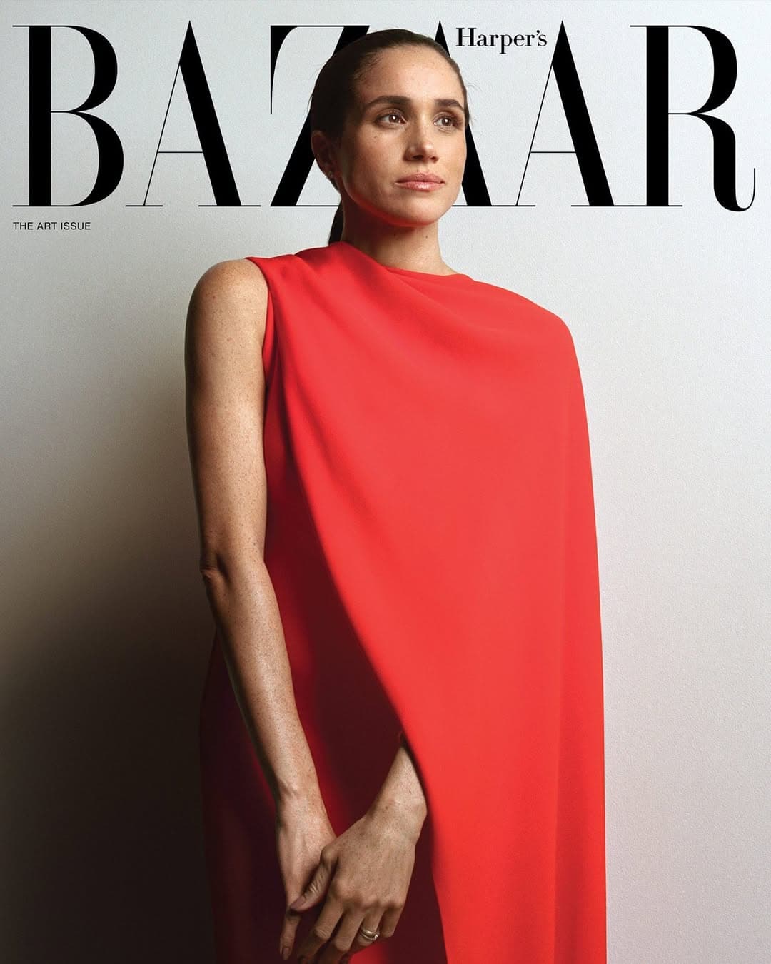 梅根首度登上時尚雜誌《Harper’s BAZAAR》封面。(翻攝harpersbazaarus IG)