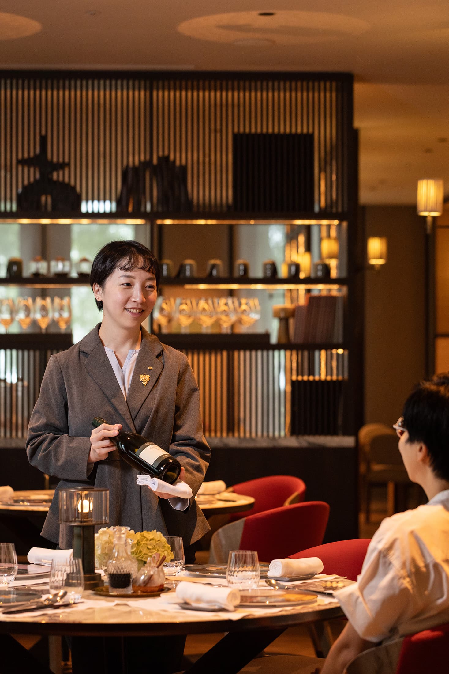 曾雅慧認為好的餐酒搭配就像一樁「好婚姻」,是互相提升,讓彼此都變得更好,在元紀的台灣菜餐桌上,她將這種哲學發揮到極致。