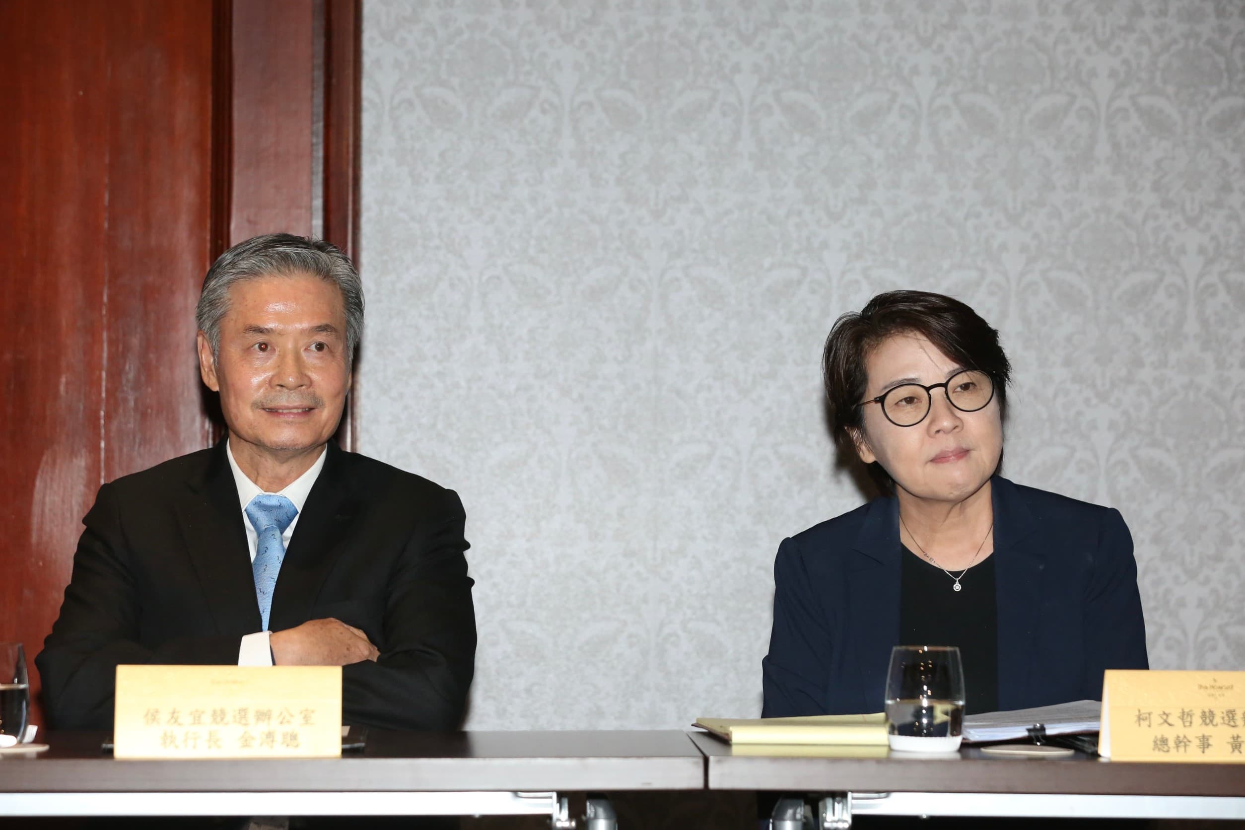藍白合近期對於總統選舉並無共識,雙方陣營隔空喊話。