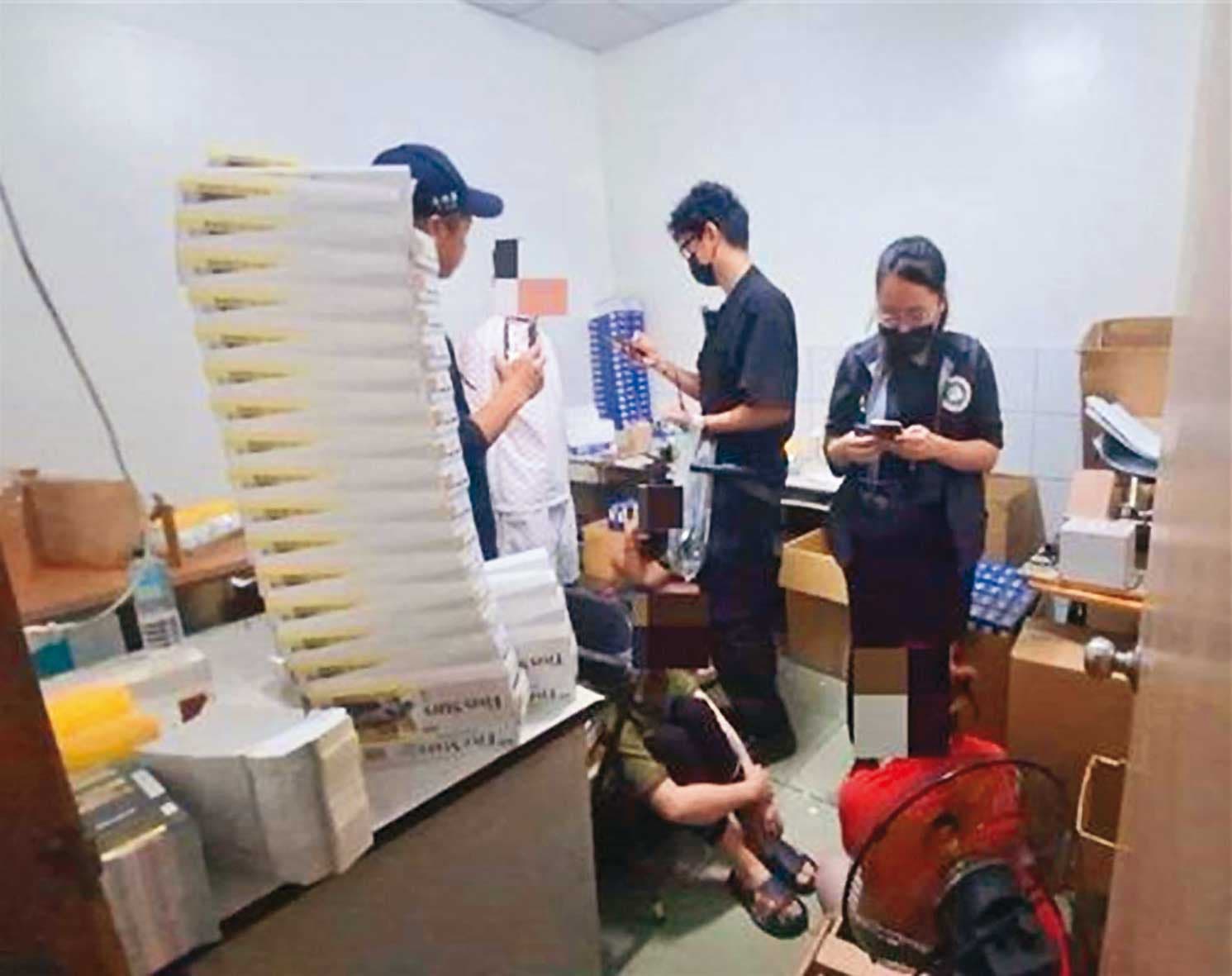 為避免查緝相關法規漏洞,財政著手進行《檢舉或查獲違規菸酒獎勵辦法》修正草案。(彰化專勤隊提供)