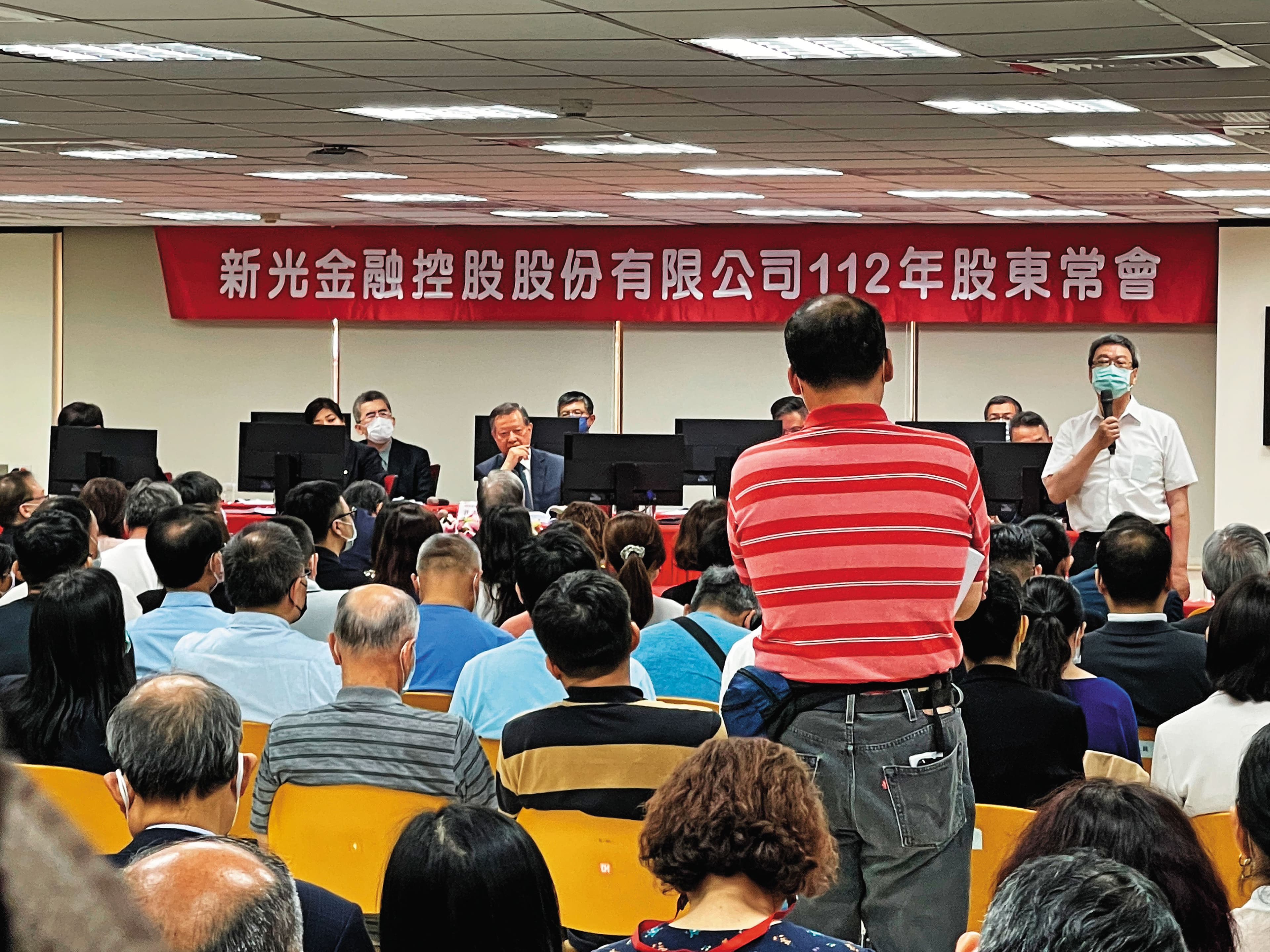 去年新光金股東會改選,吳東亮力助改革派取得新光金經營權。