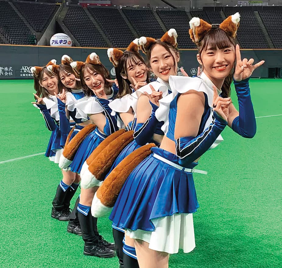 北海道火腿隊旗下啦啦隊Fighters Girl,是去年日本球迷票選人氣第一的啦啦隊。(圖片來源 ighters_goo)