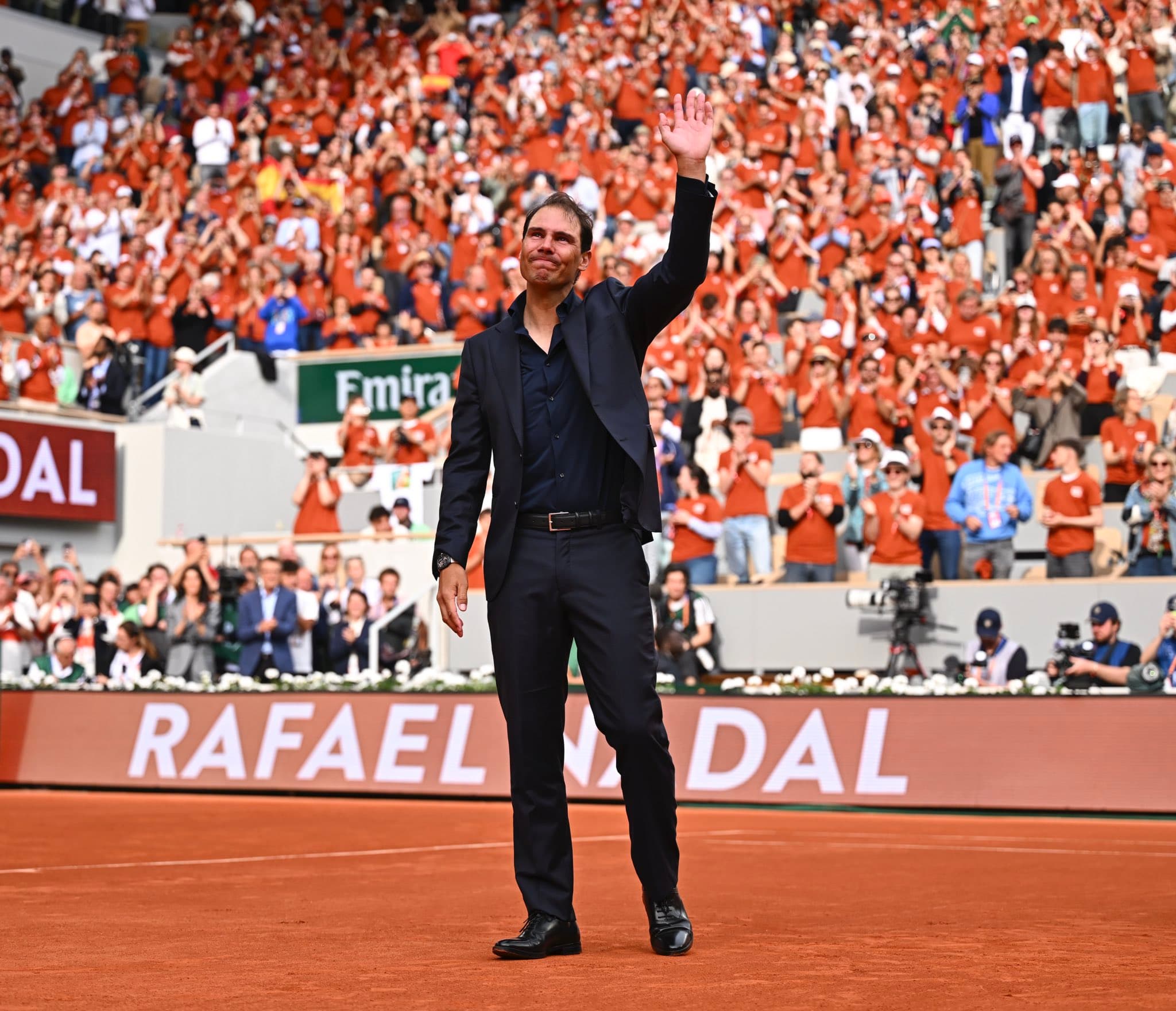 納達爾回到最熟悉的紅土球場。(翻攝X@RafaelNadal)