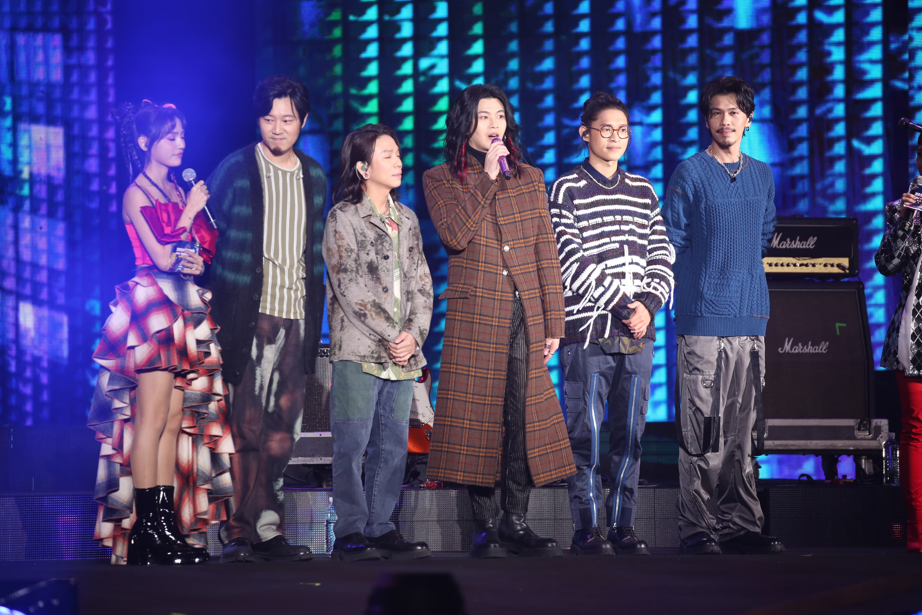 糜先生唱完跨年,明天將擔任五月天演唱會開場嘉賓。