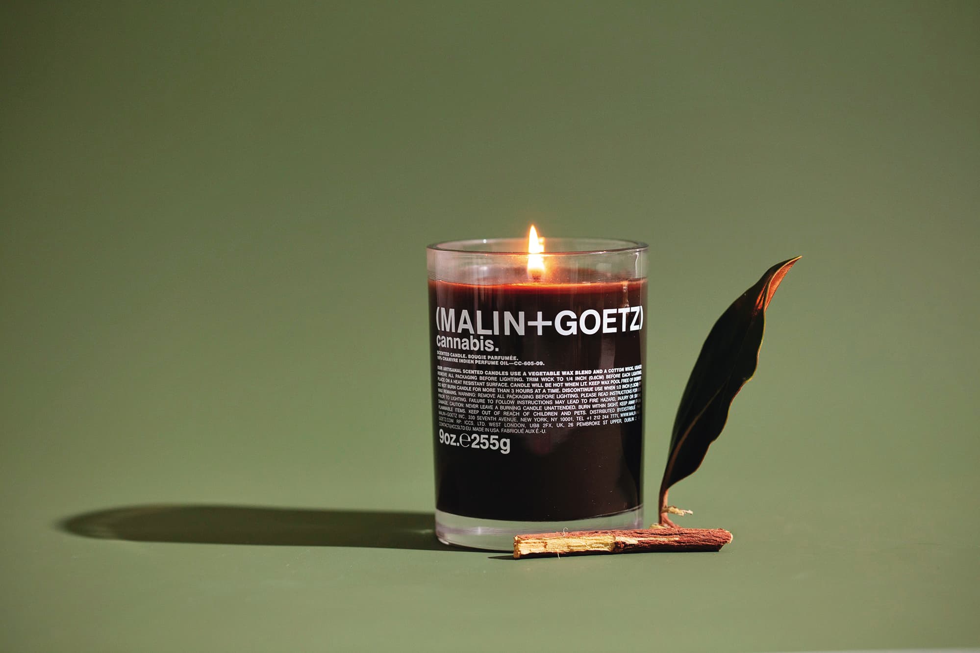 (MALIN+GOETZ)大麻草香氛蠟燭 NT$2,350/255g。(10X提供)