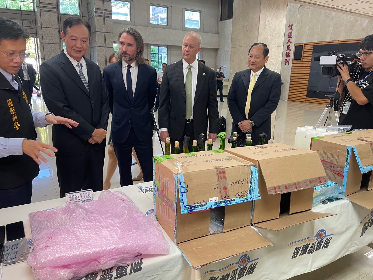 刑事局國際刑警科結合美韓日馬等國,攜手查獲跨境運毒。