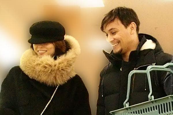 米倉涼子與外籍男友交往近5年，曾傳經紀公司不讓她結婚憤而約滿不續。（網路圖片）