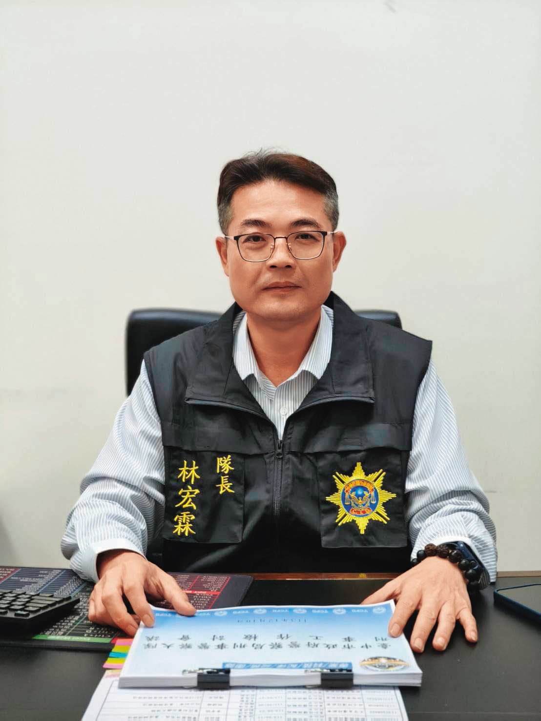 警官林宏霖(圖)根據歹徒的手機訊息,鎖定幕後藏鏡人,順利破案。(林慶祥攝)