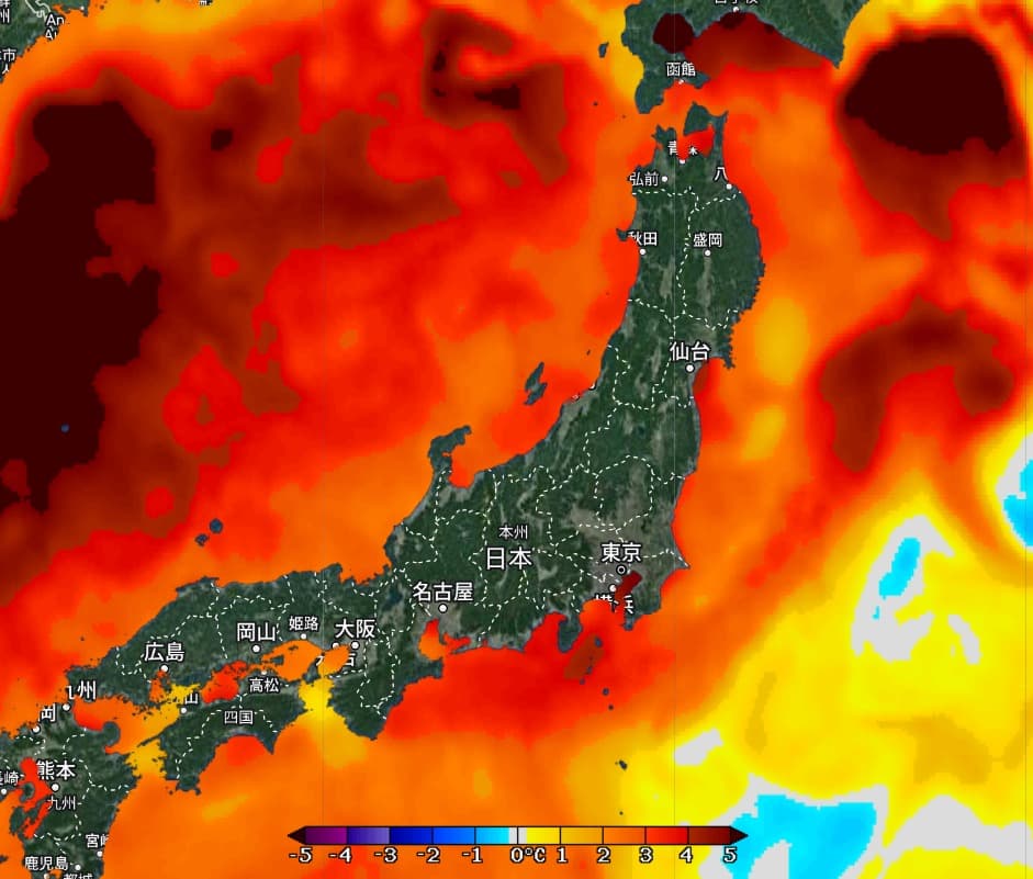前中央氣象局鄭明典分析,天氣的極端和日本周邊的高海溫脫不了關係,不過和台灣比這種降雨還不算極端。(翻攝自臉書@鄭明典)