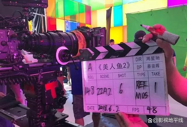 《美人魚2》2018年就展開拍攝，並於同年殺青，然而上映日在最近之前遙遙無期。（微博圖片）