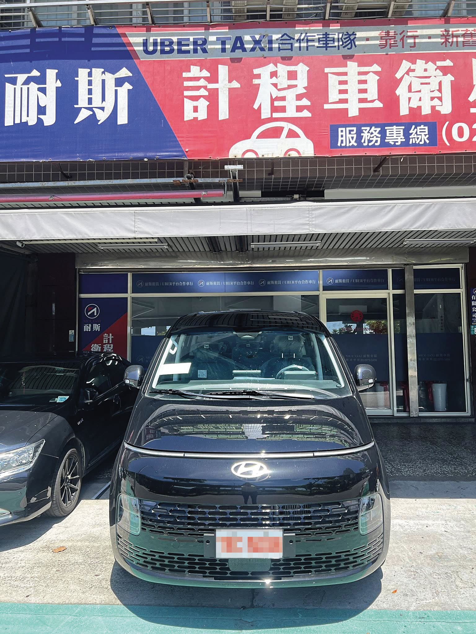 林宇浚違規加入2車隊,耐斯車隊未查明,被依《公路法》開罰9萬元。(翻攝耐斯衛星車隊臉書)