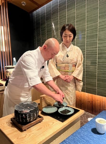 既是生活也是工作伙伴的押野夫婦,工作時十分有默契。