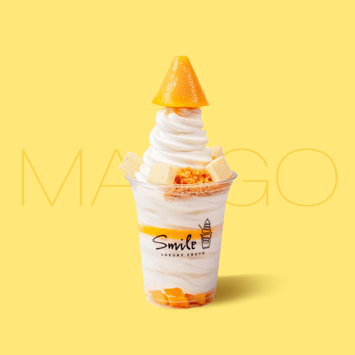 「芒果四重奏 Mango Fever」是夏日限定款。(330元/杯,Smile Froyo提供)