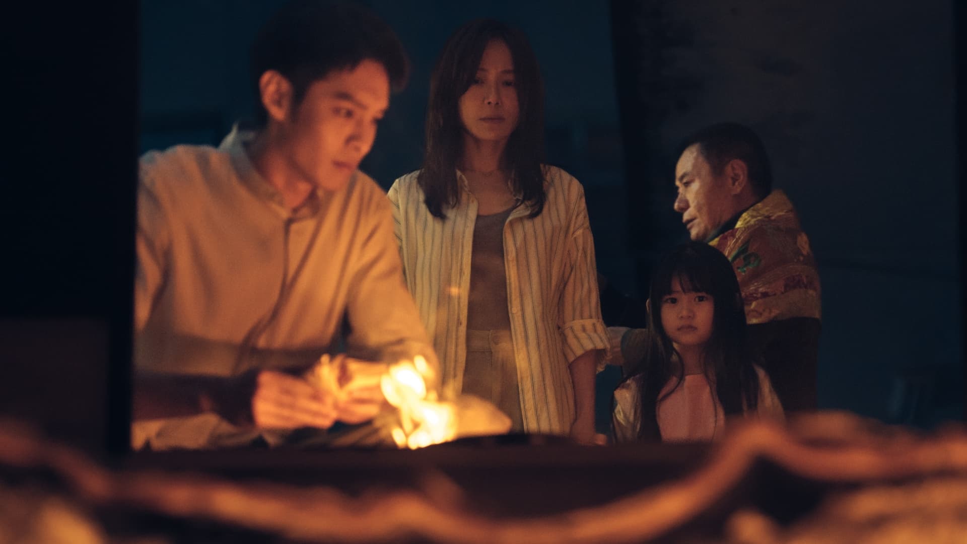 曹佑寧在片中對尹馨母女特別照顧。(劇匯文創提供)