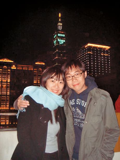 林書宇(右)跟同樣從事電影工作的亡妻黃若璇(左)結婚12年,但據傳婚姻期間,林書宇跟劇組女製片有曖昧。