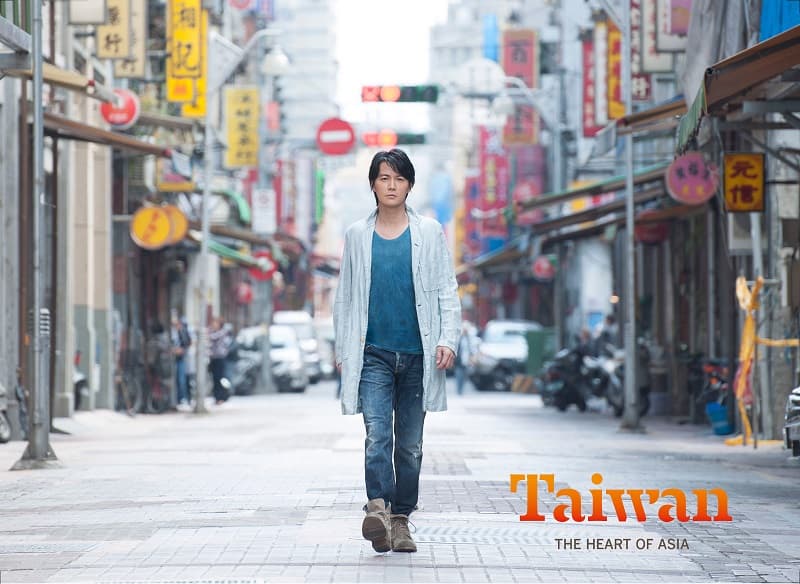 福山雅治在台北大稻埕取景，向日本民眾推薦台灣觀光勝地。