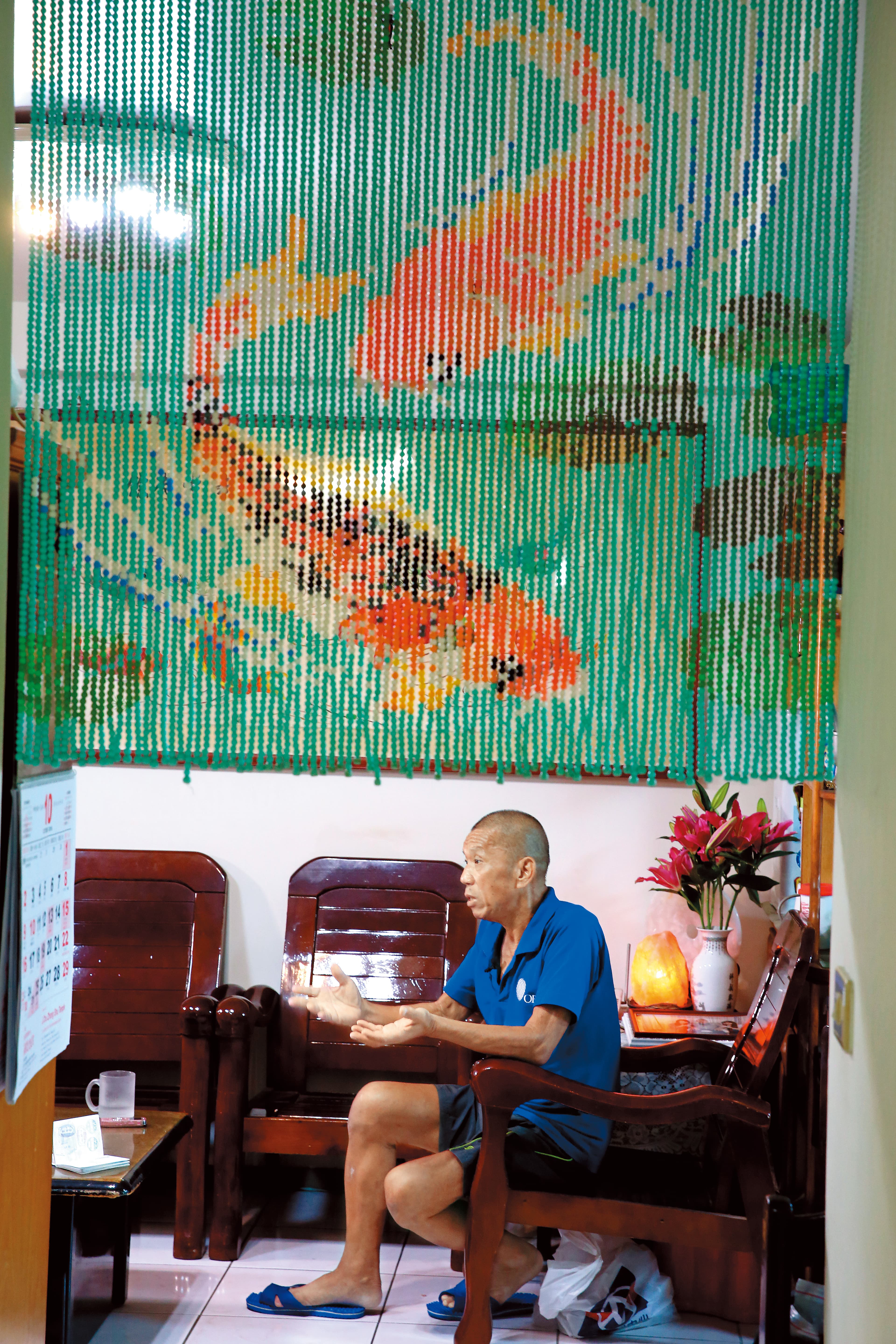 沈瑞章跑船40年,肉菜都不愛,最喜歡吃的就是魚,海則是讓他安心的所在。