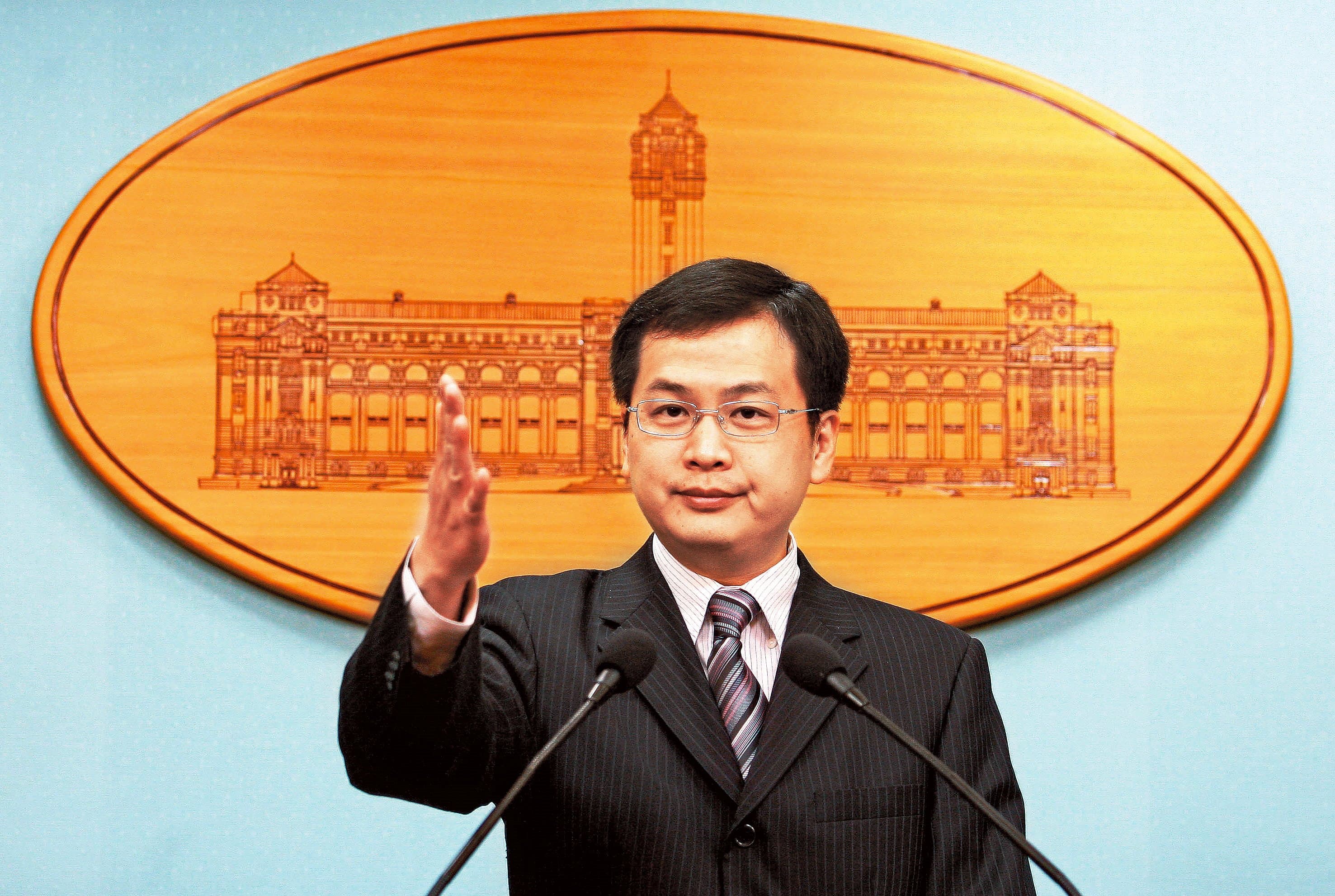 黃世銘向馬英九報告關說案後,前總統府副祕書長羅智強(圖)也被馬找進官邸共商大計。 (中央社)