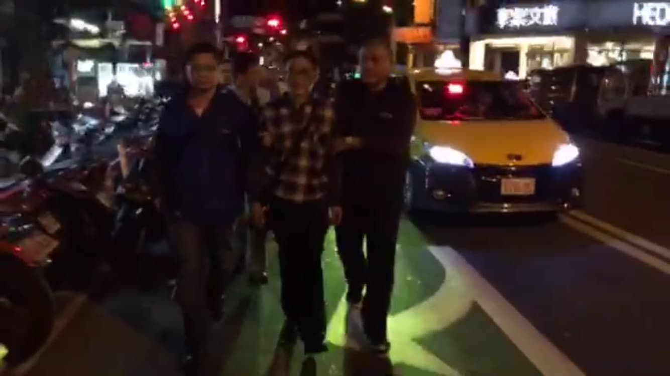 經過員警不眠不休的追緝,陳嫌於打麻將時落網。
