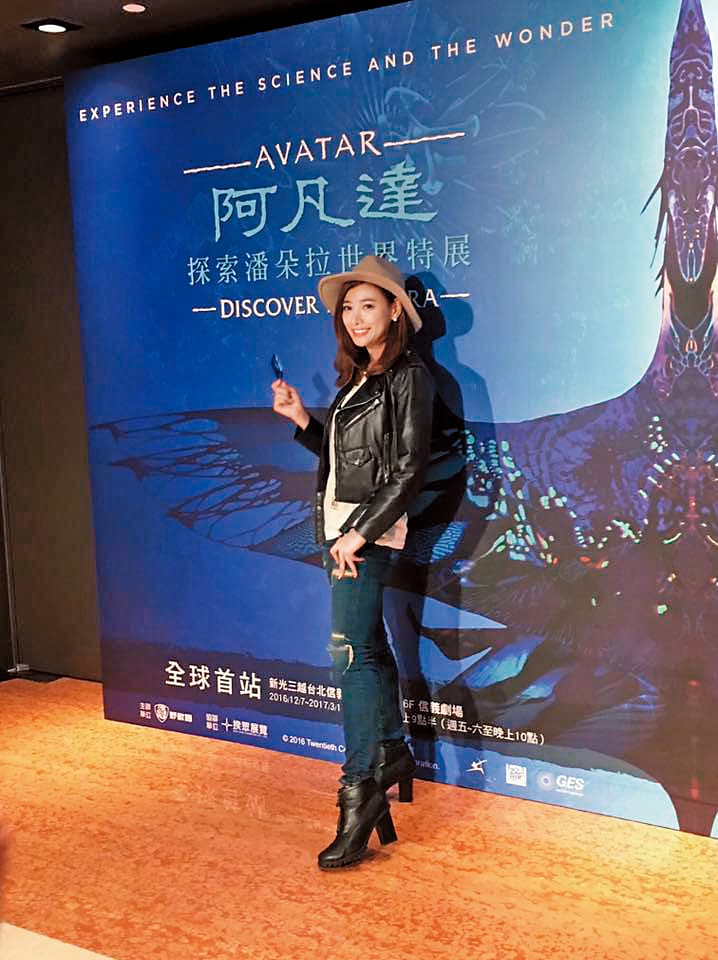 今年簽了新經紀公司後,賴瀅羽有機會參加戲劇演出,也出席電影首映活動,增加曝光率。(翻攝自賴瀅羽臉書)