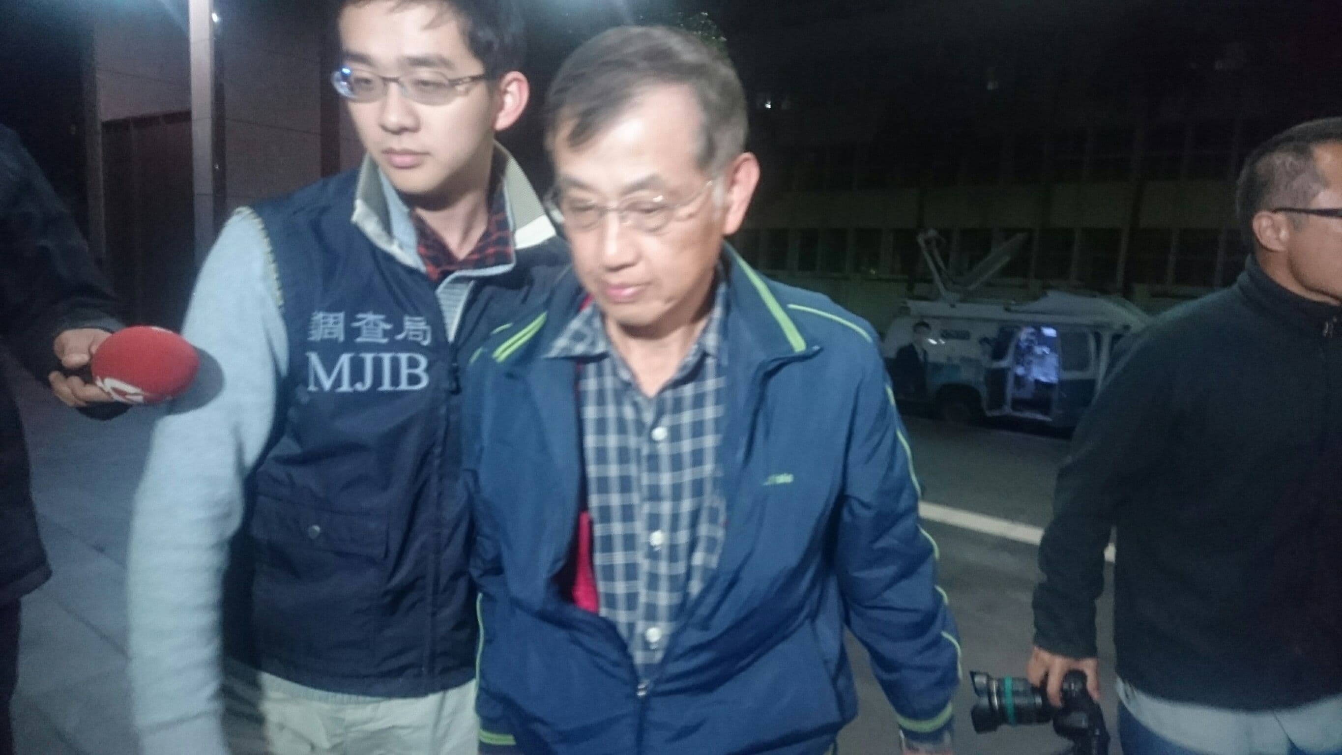 葡萄王員工移送北檢複訊。