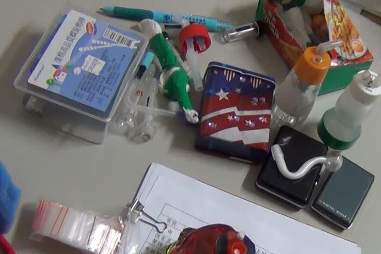警分在現場發現安非他命等毒品。