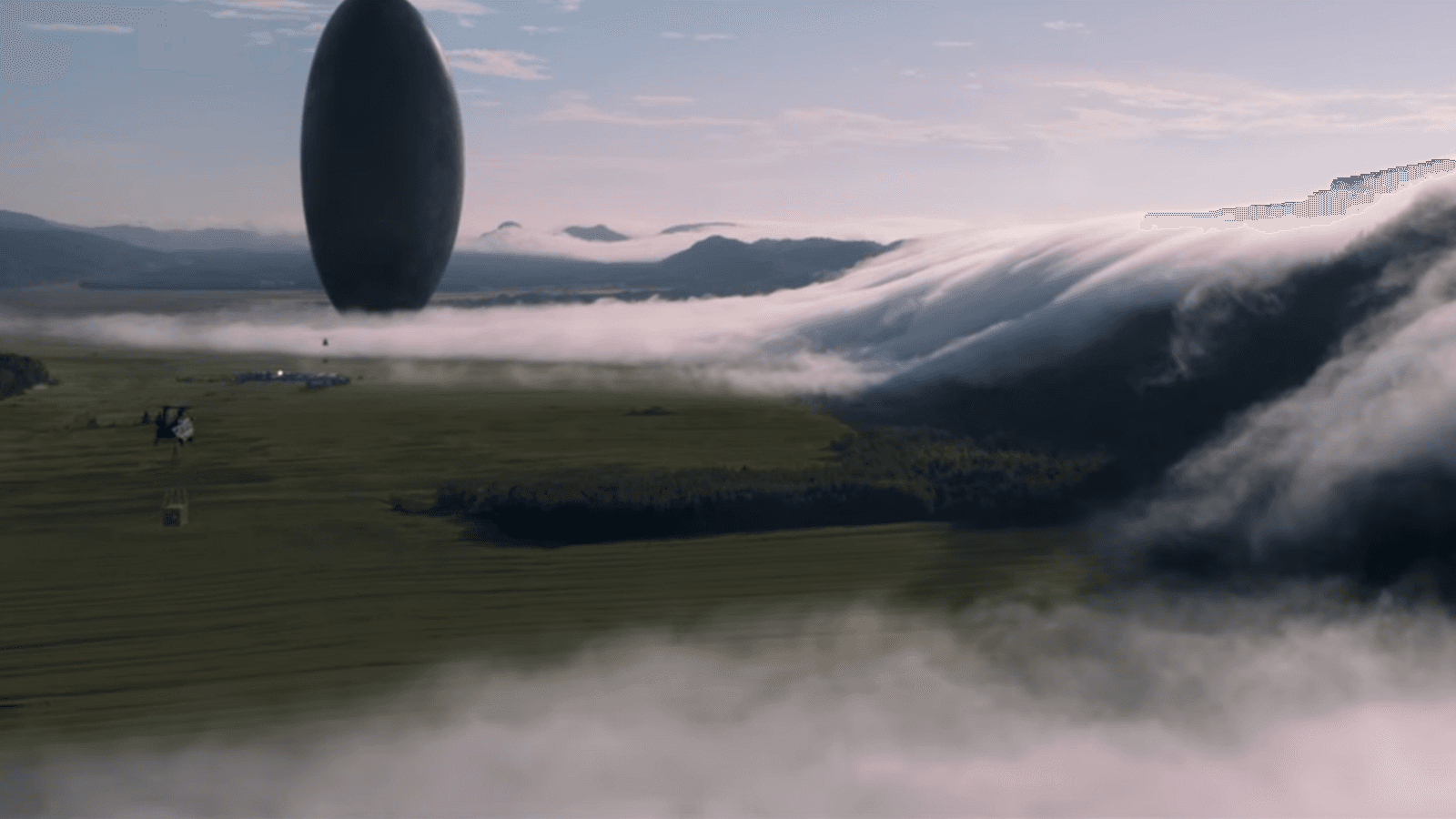 《異星入境》中的太空船被稱做「豆莢」。