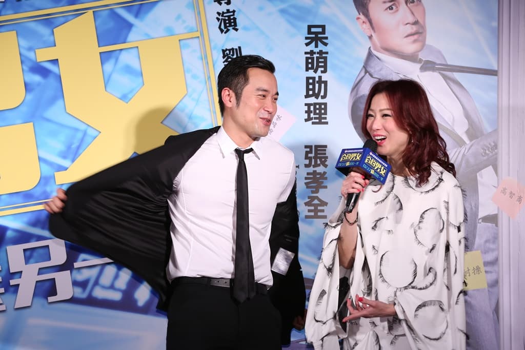 張孝全被熱出滿臉汗,還被主持人及鄭秀文拱脫衣。