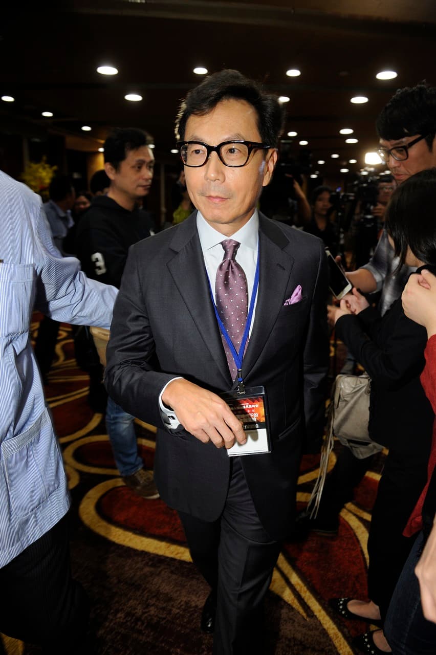 擁有凱擘、台固兩大系統的富邦集團董事長蔡明忠，會是有線電視系統流血殺價，最大的受害者。