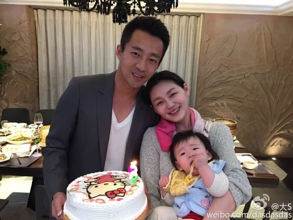 汪小菲和大S共組家庭,如今看似家庭氣氛和樂。(翻攝微博)