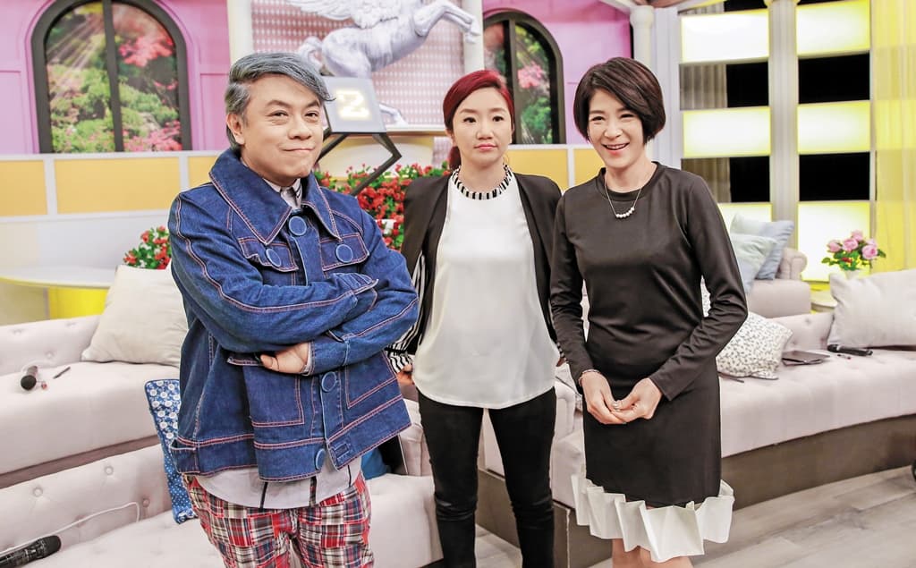 陶晶瑩(中)主持的新節目《女人234》,邀陸元琪擔任固定節目來賓。左為蔡康永。