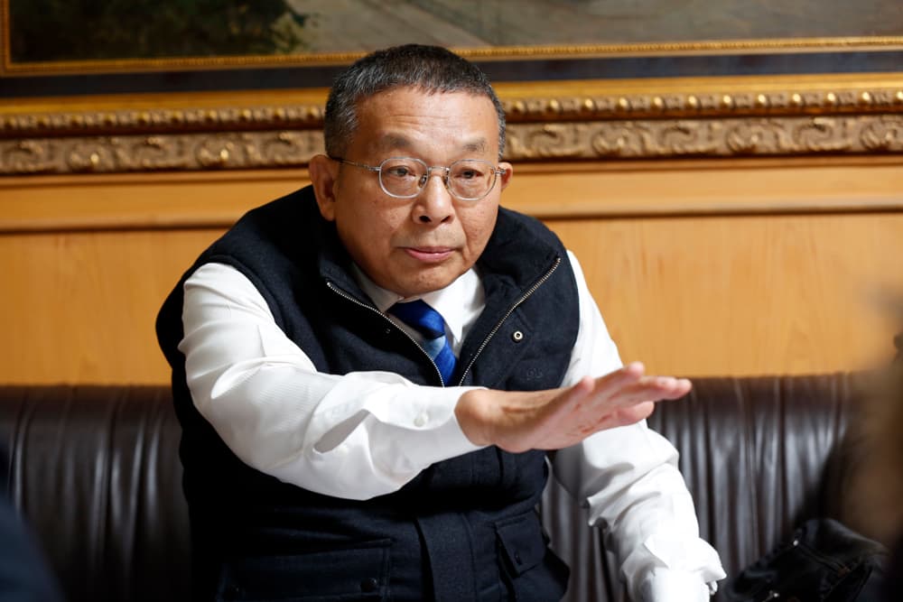 民視常務董事陳清福接受本刊專訪，表示郭倍宏不懂得利益迴避。