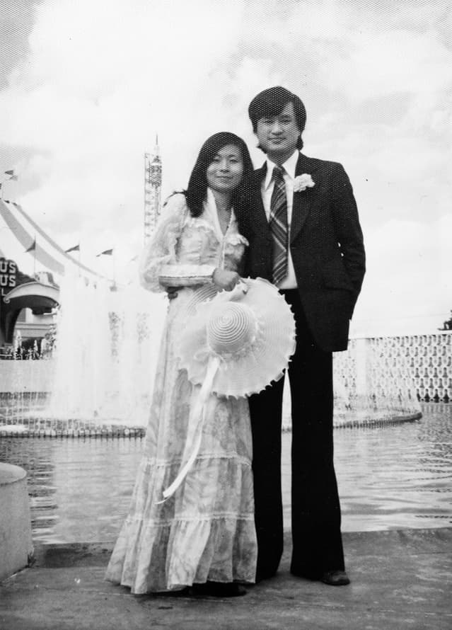 平路到美國求學半年,很快就結婚了。赴美十年後,她驚覺自己連夢裡都在講英文,變成跟原先很不同的兩個人,才決定開始嘗試以中文創作。(時報文化出版提供)