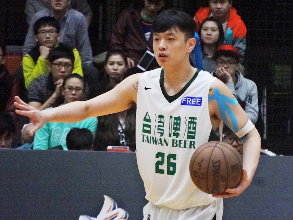 張容軒與妻子結婚一年後因劈腿離婚。(翻攝自張容軒FB)