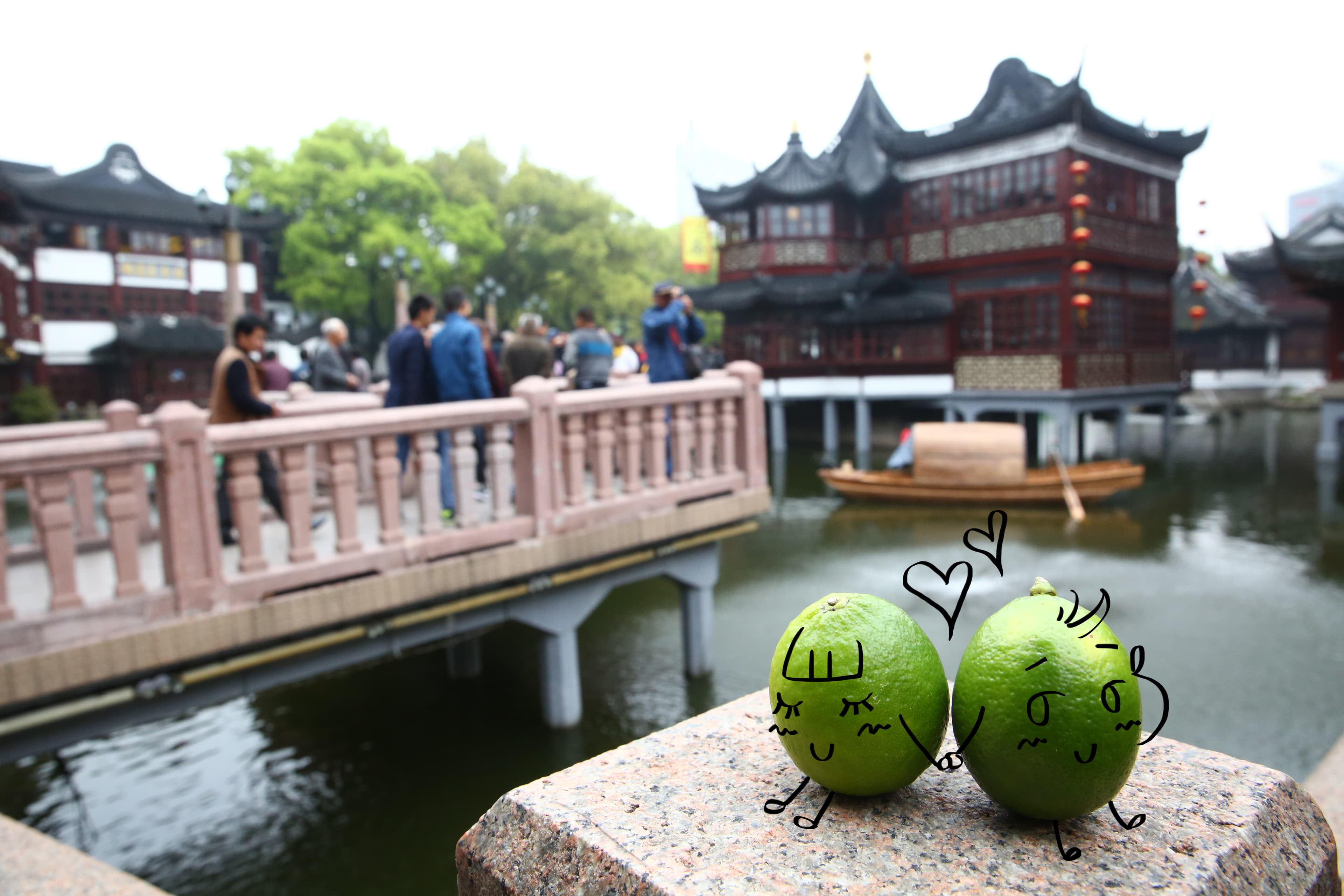 豫園處處充滿著江南古典園林特色,是上海著名的遊覽勝地。