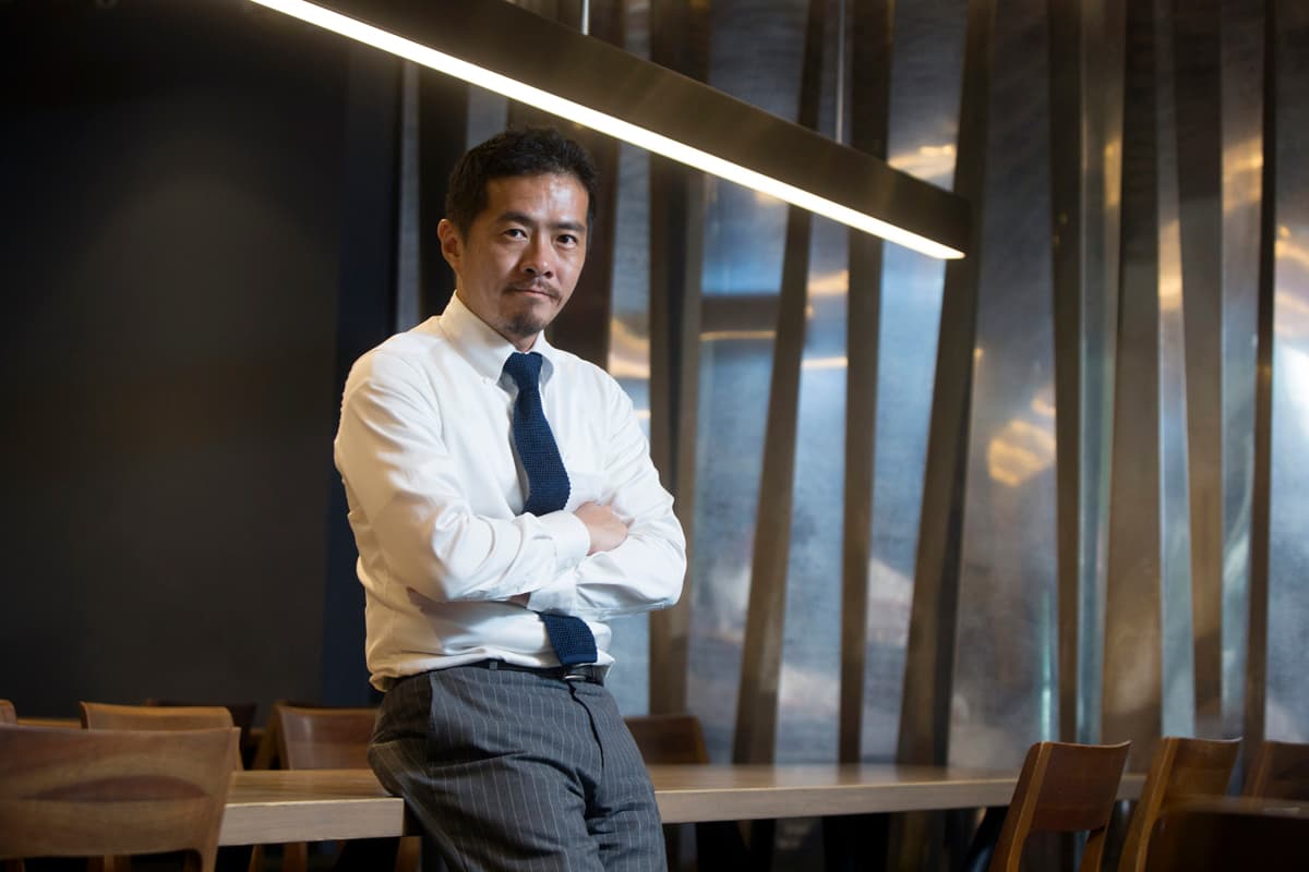 徐重仁的大兒子徐安昇自行創業,開設「麻膳堂」,主攻麻辣牛肉麵、炒飯、水餃。(今週刊提供)