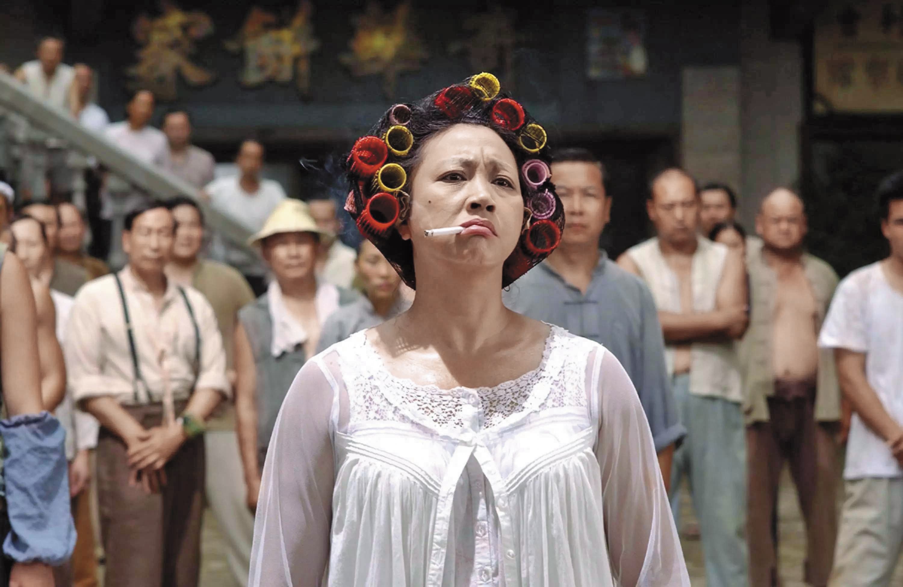 元秋在《功夫》中演包租婆的形象深入人心。