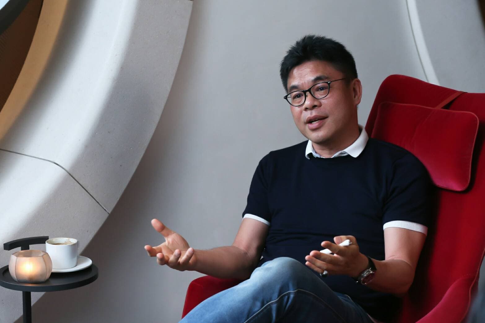 江韋侖以打造藝術品級豪宅出名,樂在工作的他,希望能工作到人生最後一天。