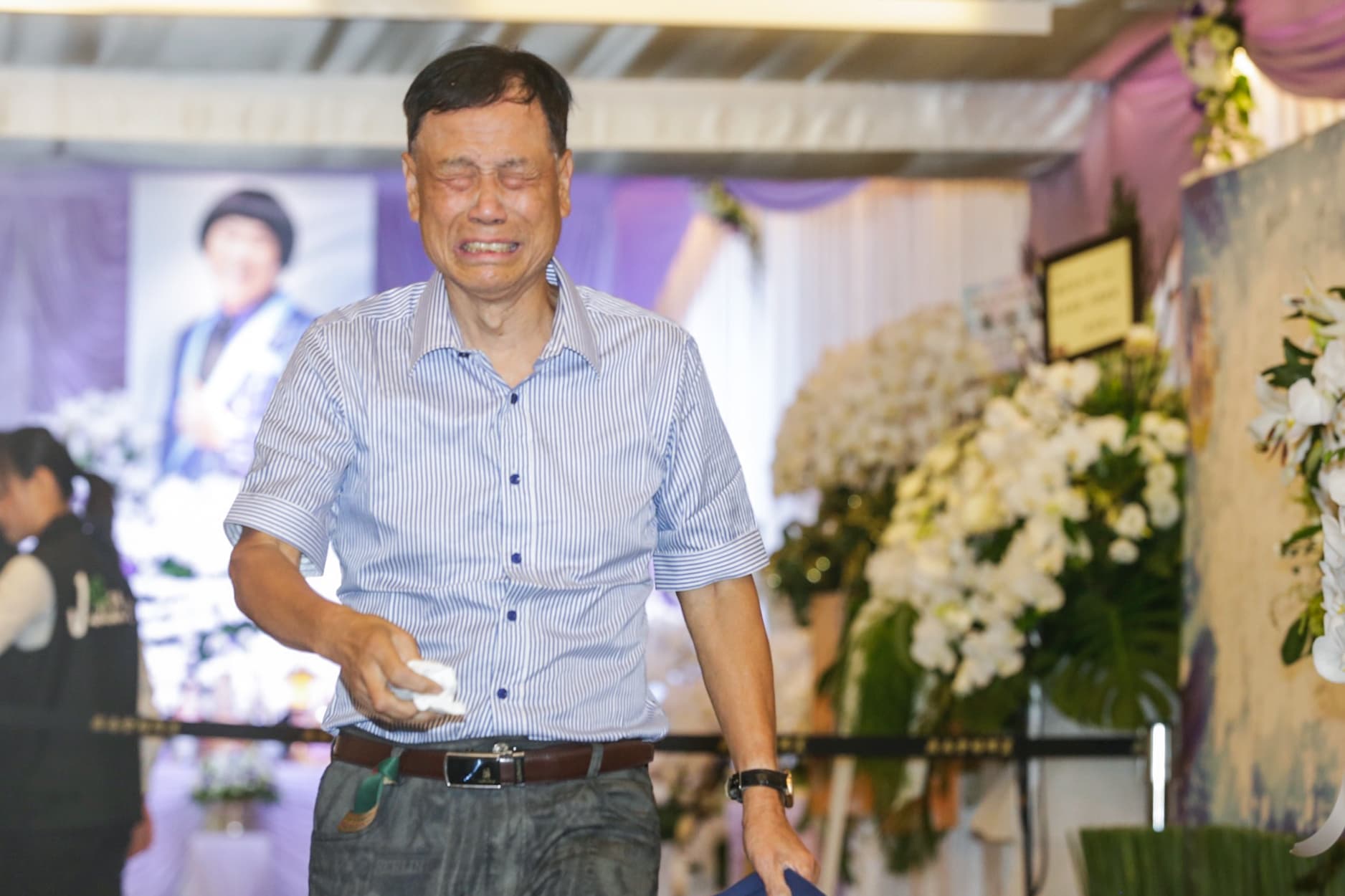 豬哥亮的圈外友人阿喜不捨豬哥亮遭外界誤解,並希望媒體多為豬哥亮講好話,他不是人們想得那麼負面。