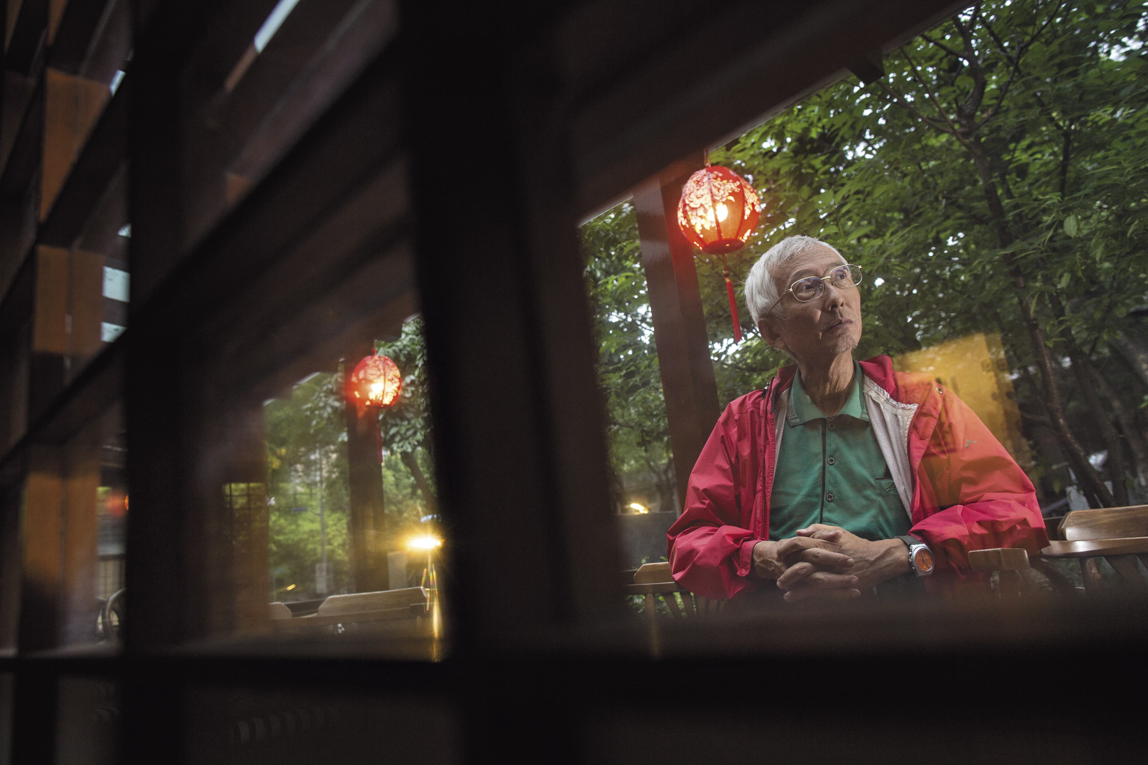 即使同婚合法化,祁家威卻說,他未必會與伴侶去登記,只希望前人種樹後人乘涼。事實上他2次試圖公證或至戶政機關登記的結婚對象,皆非他真正伴侶。