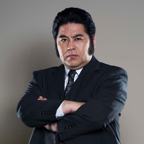 皆川猿時飾演嚴厲上司三宅徹,不知道是年紀到了還是受拍片影響,最近不那麼排斥甜食了。