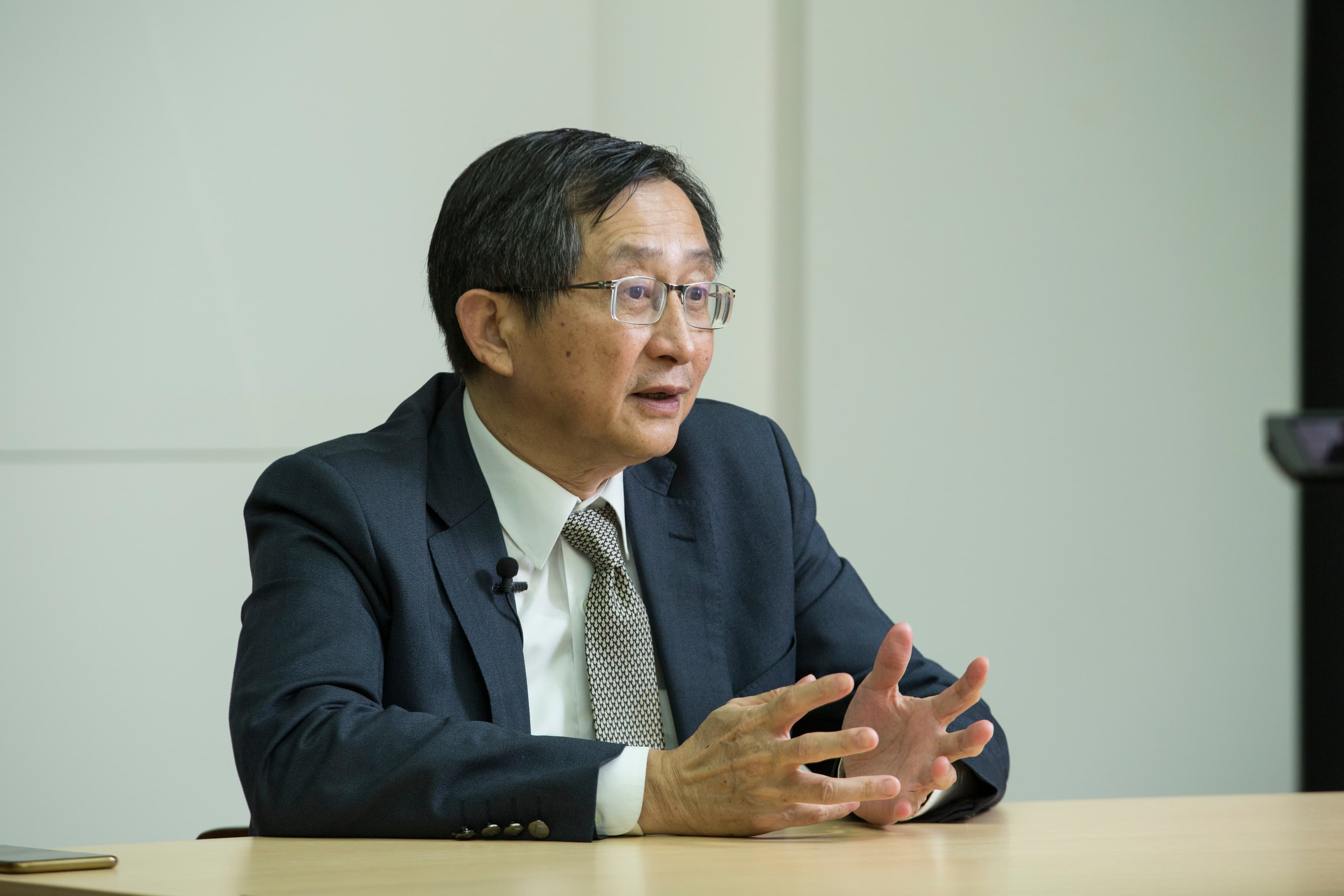 今年6月1日生醫聯盟風光成立，主席張鴻仁直言，要彙整民間問題，找對的政府窗口反映，做不好半年就關門。