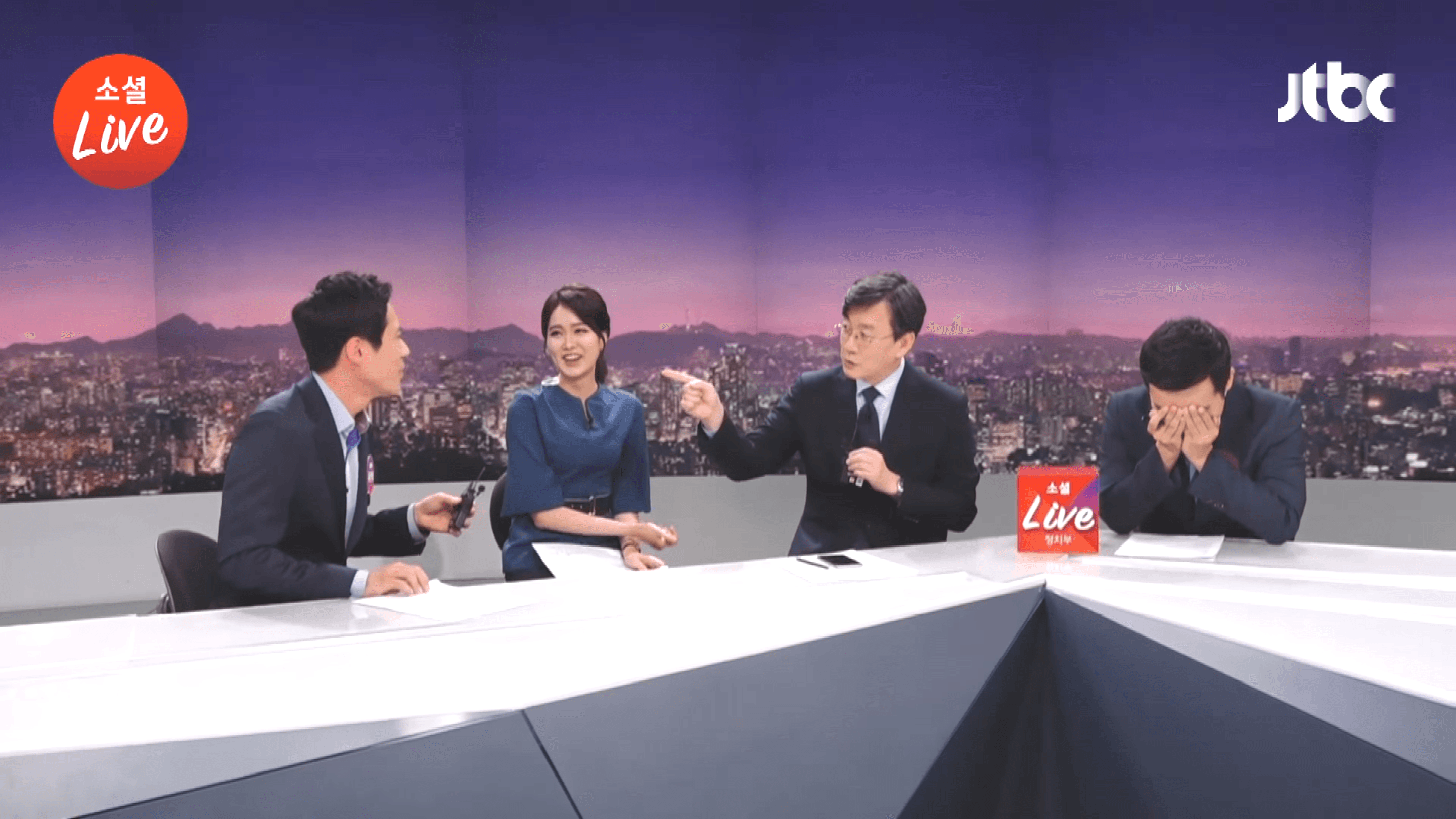 JTBC記者一席「女主播的外貌跟薩德無關聯」的發言,引發爭議。(截圖自JTBC電視台)