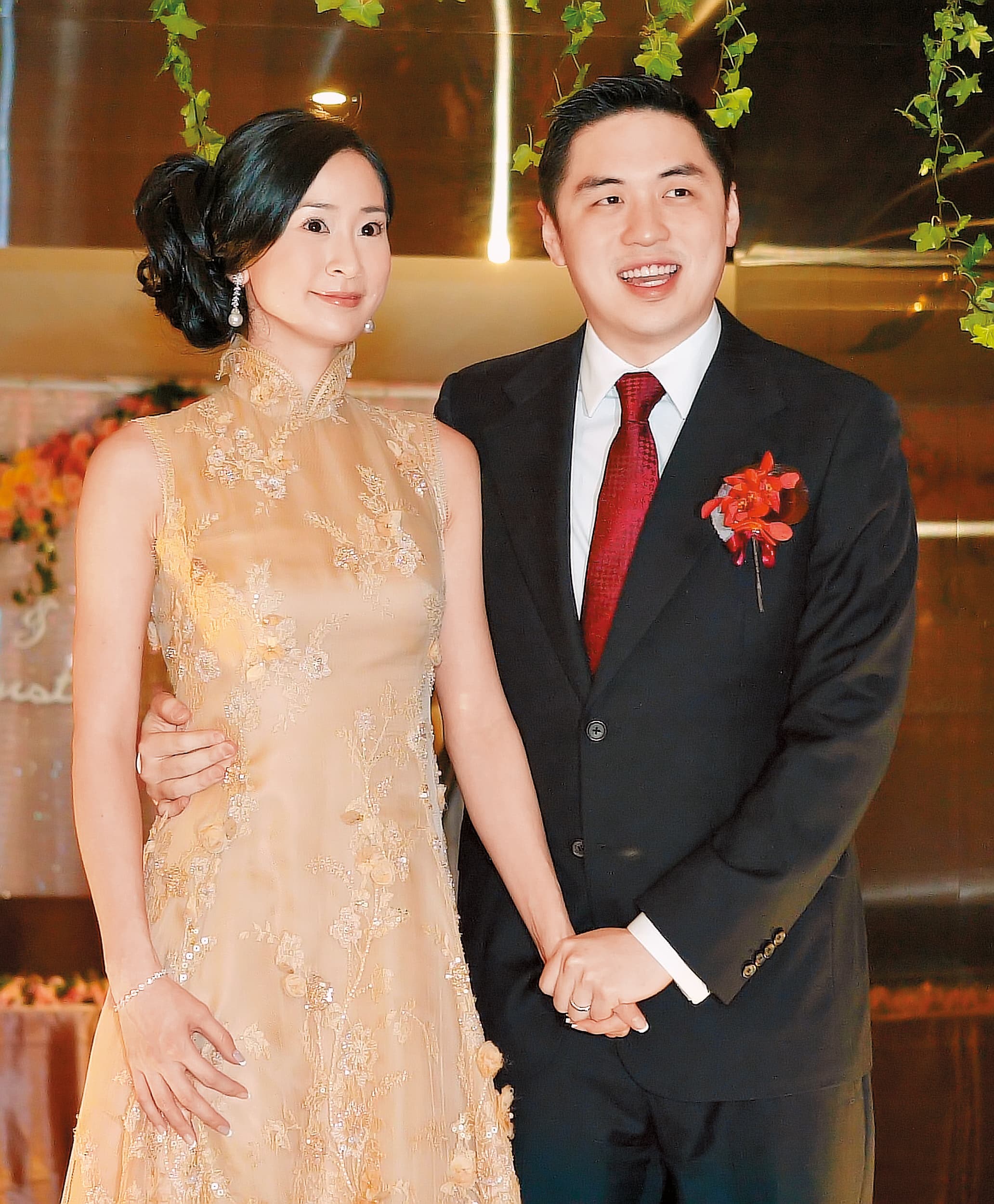 李晶晶(左)前夫是台塑王家的王泉仁,兩人離婚鬧得難堪。如今王泉仁也跟再婚的日籍前藝人麻衣傳出婚變。(東方IC)